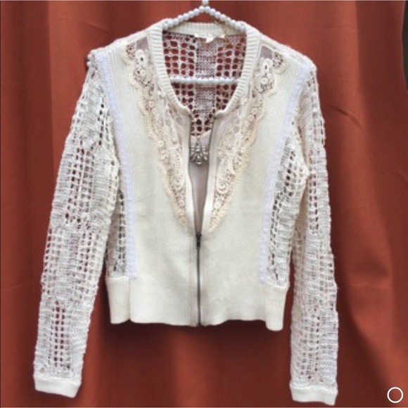 ‼️SOLD‼️. LACE & KNIT ‼️SOLD‼️ - Picture 5 of 8